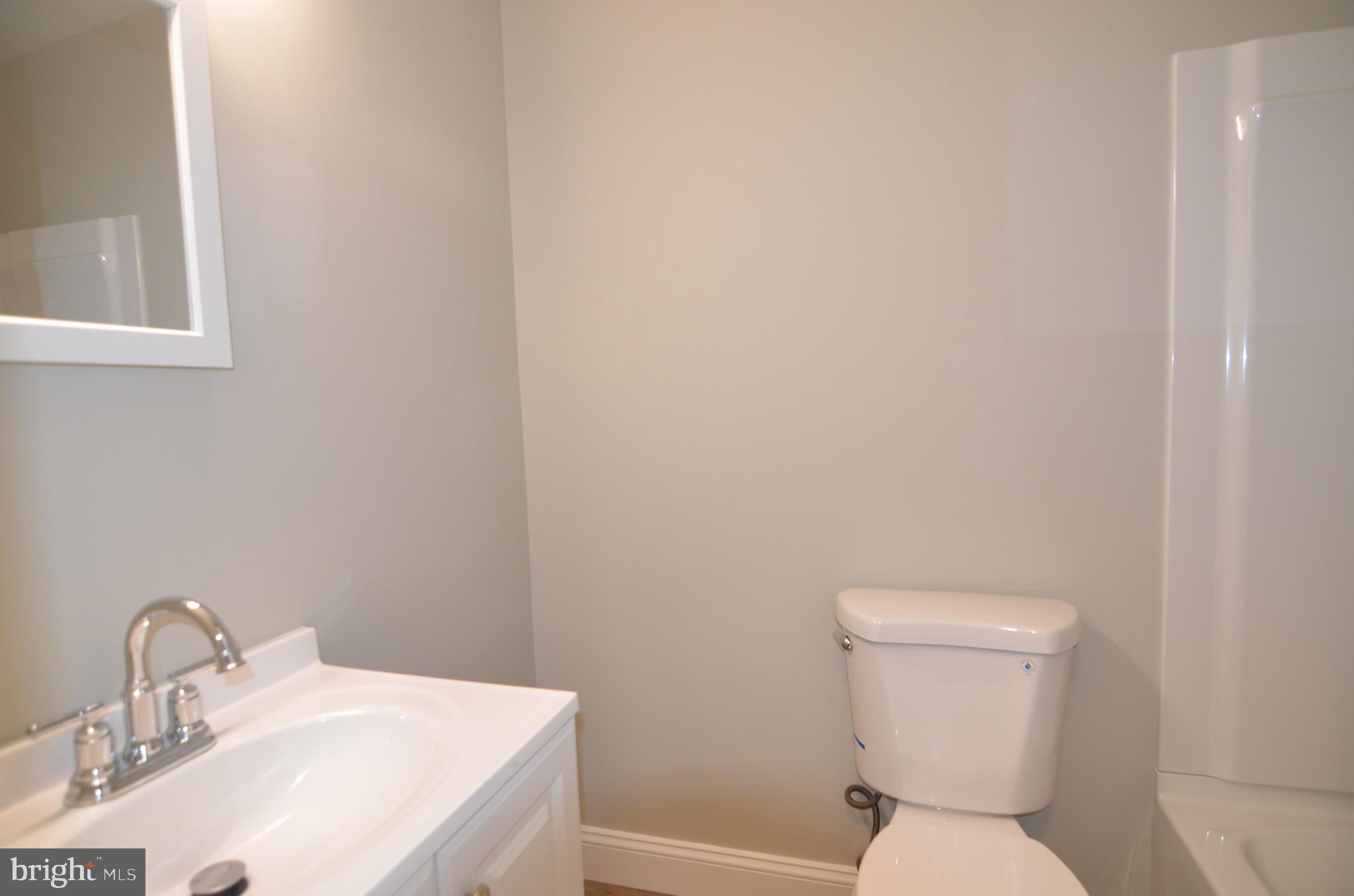 STONEYBROOK ESTATES - Residential Lease