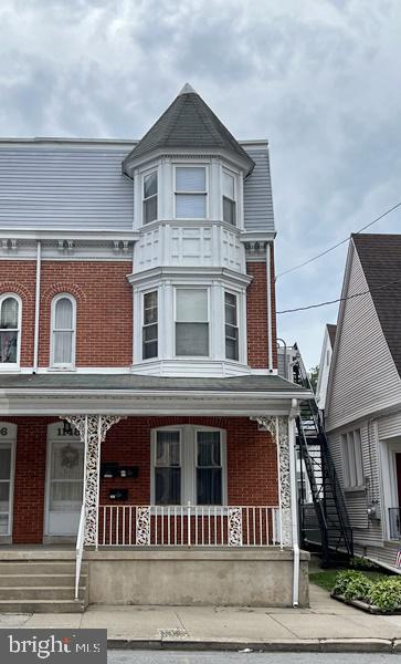 NORTH YORK BORO - Residential Lease
