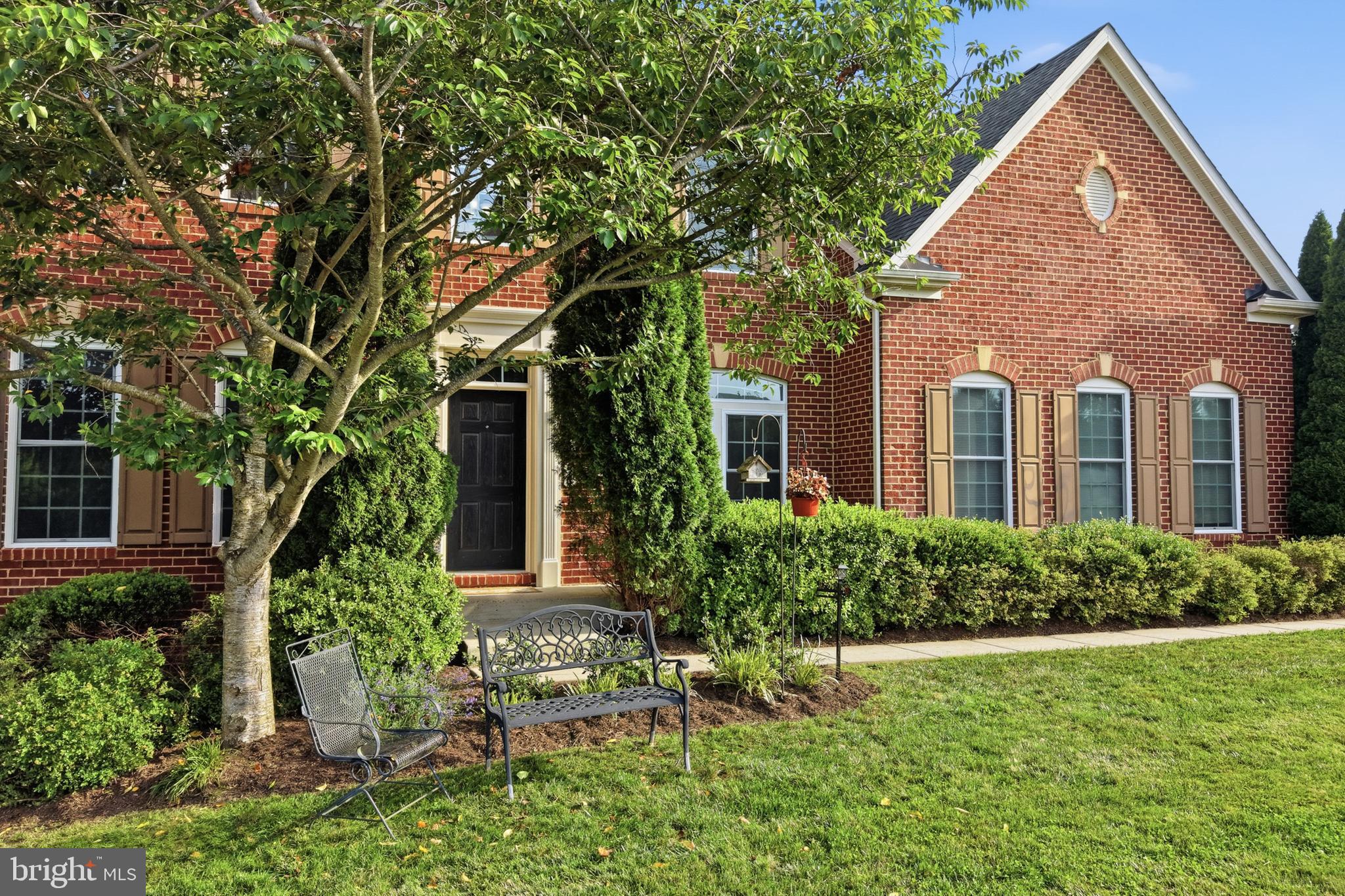 WARFIELD ESTATES - Residential