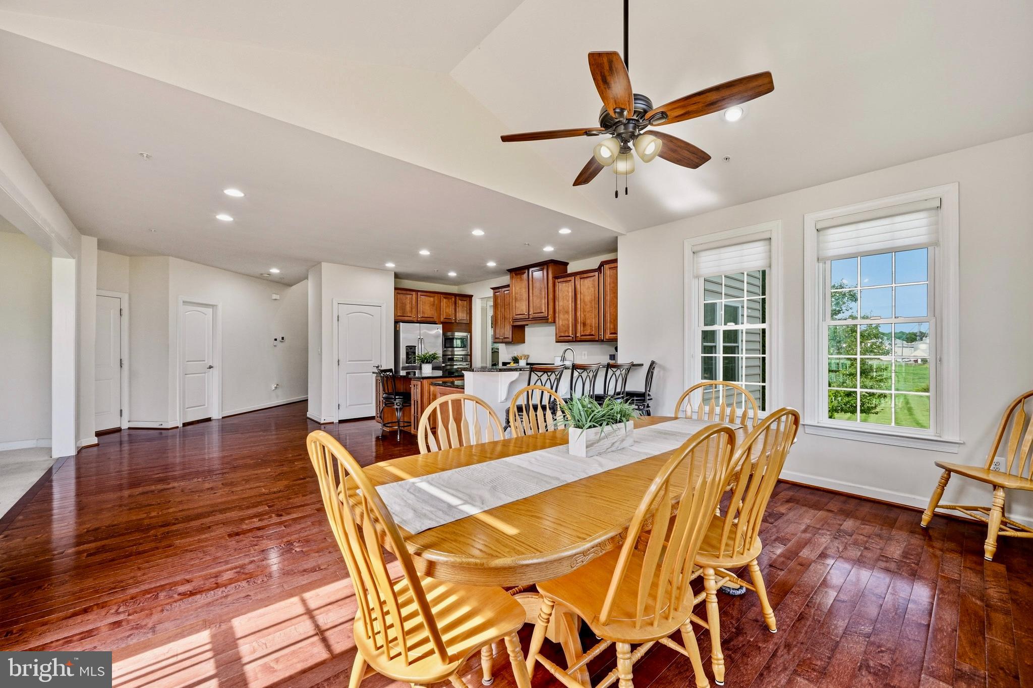 WARFIELD ESTATES - Residential