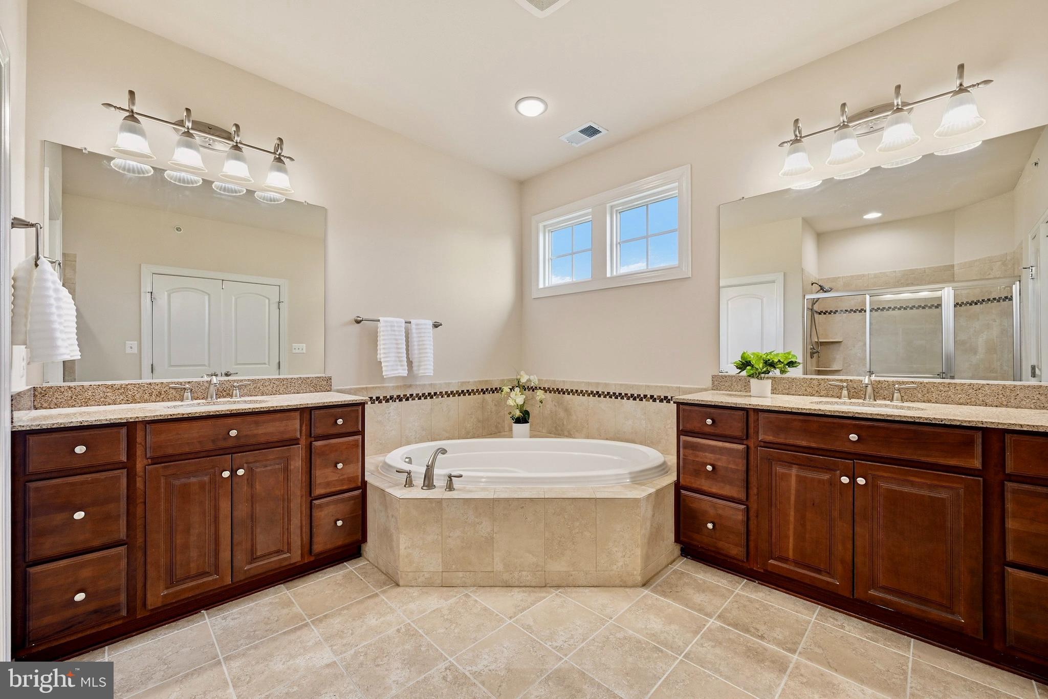 WARFIELD ESTATES - Residential