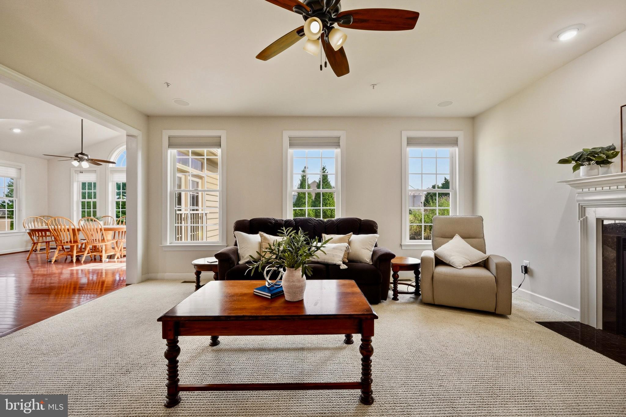 WARFIELD ESTATES - Residential