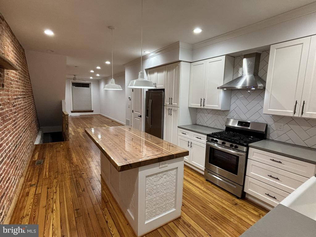 FEDERAL HILL HISTORIC DISTRICT - Residential Lease