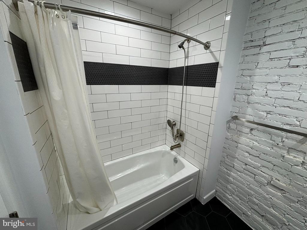 FEDERAL HILL HISTORIC DISTRICT - Residential Lease