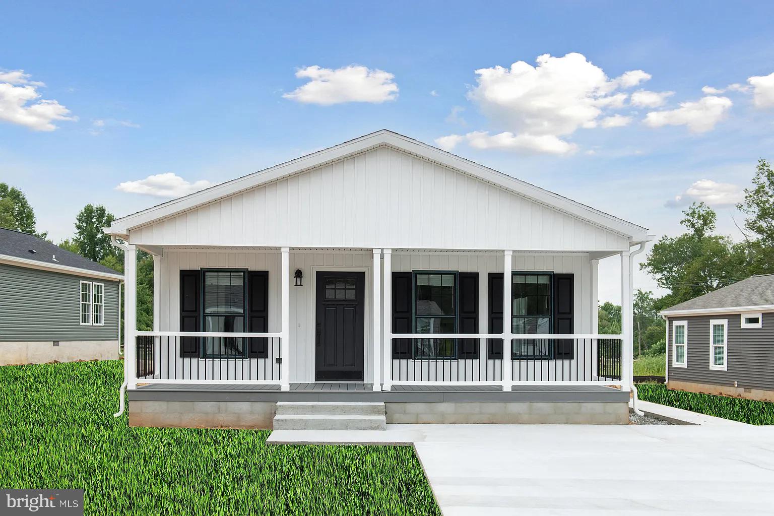CINNAMON WOODS - Residential
