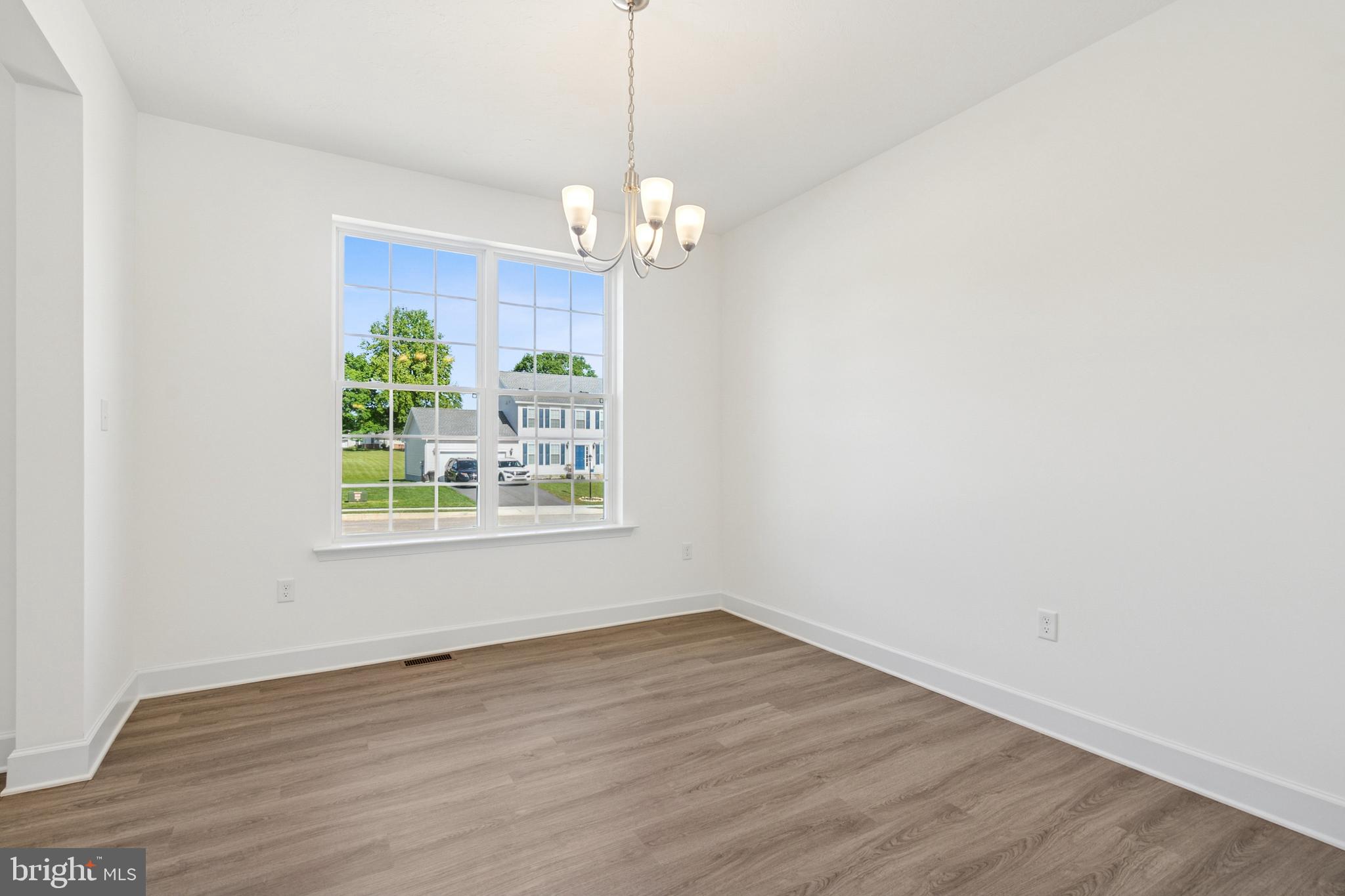 CUMBERLAND VILLAGE - Residential