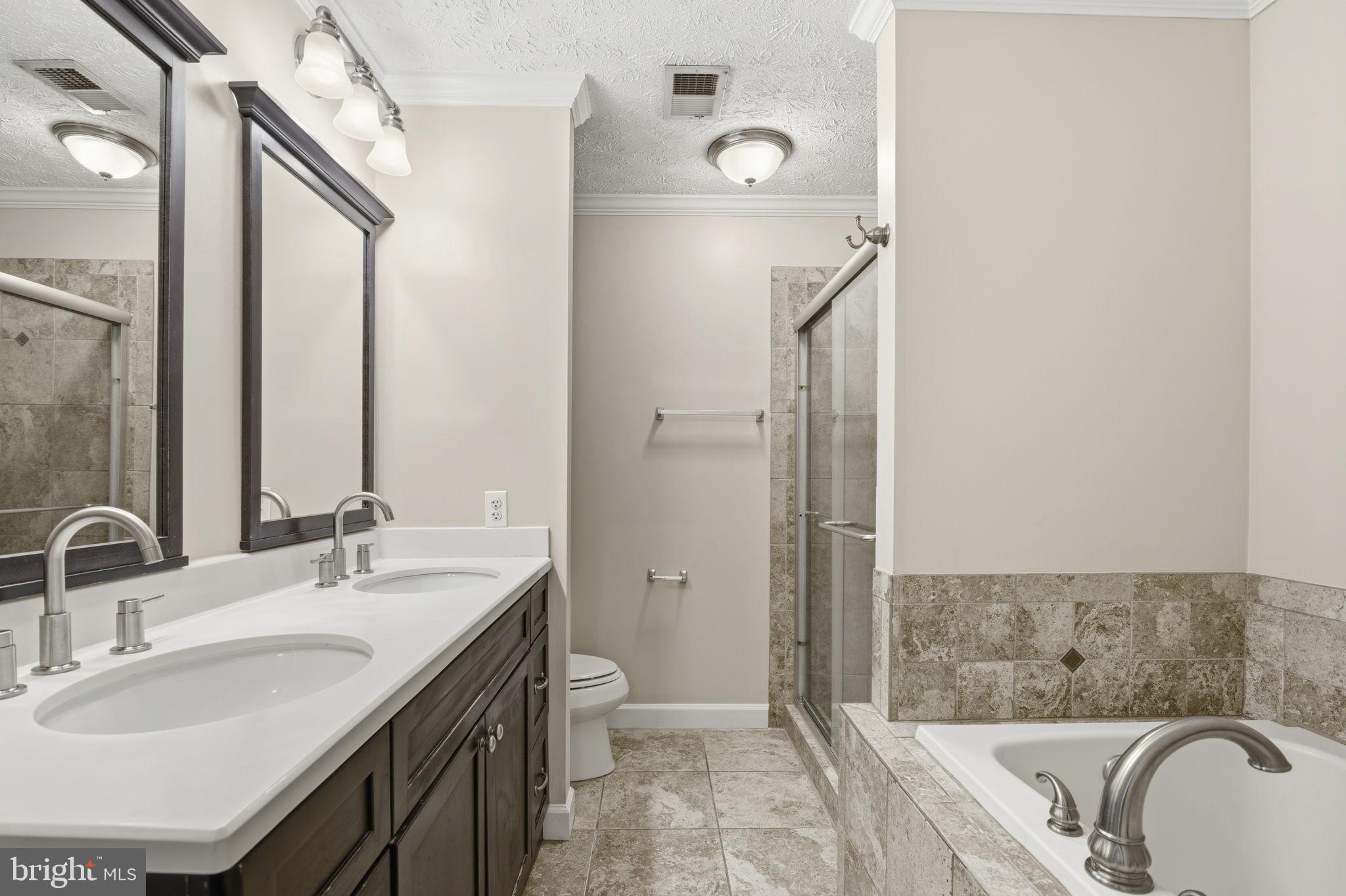 OAKHURST - Residential