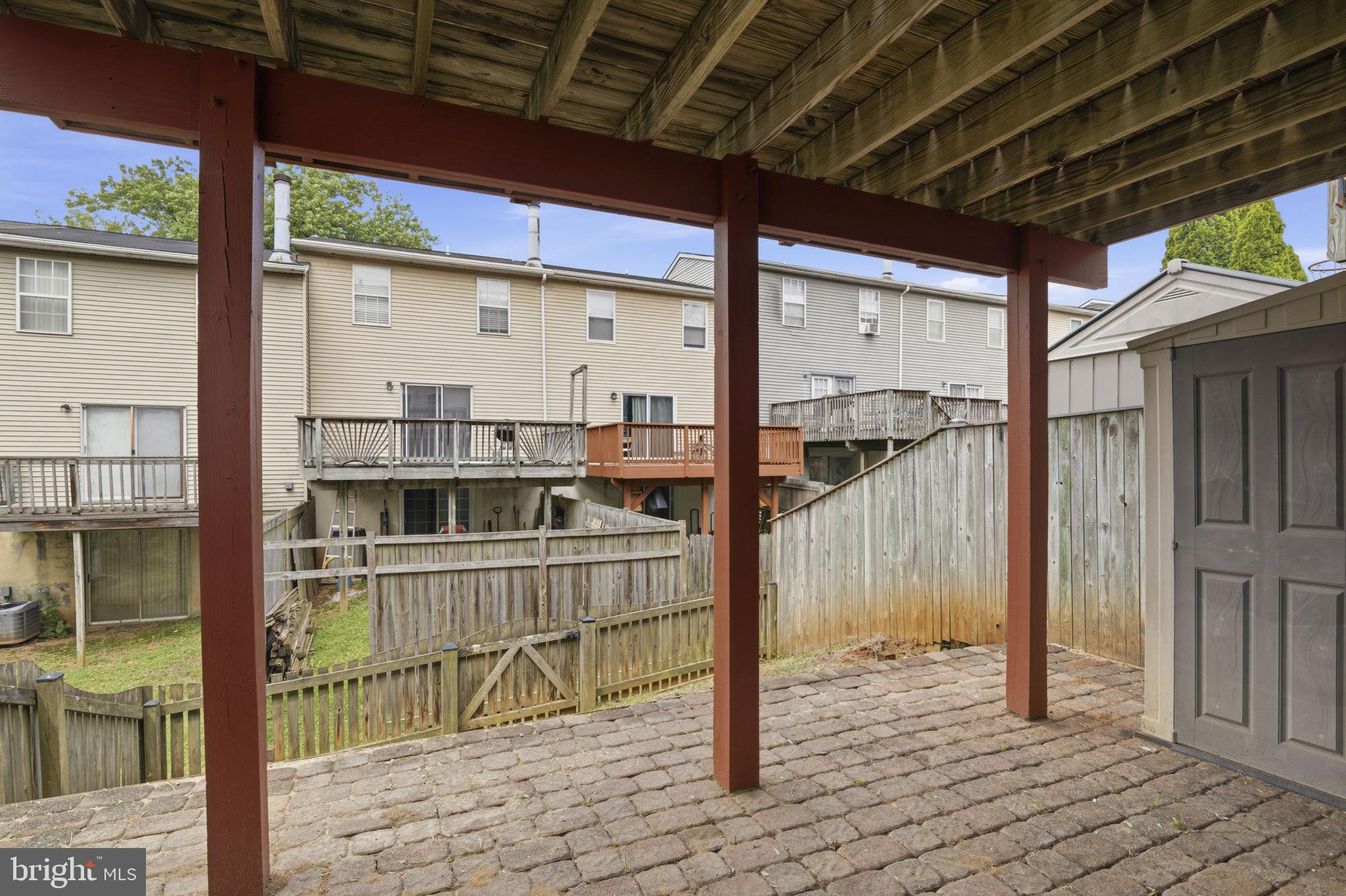 OAKHURST - Residential