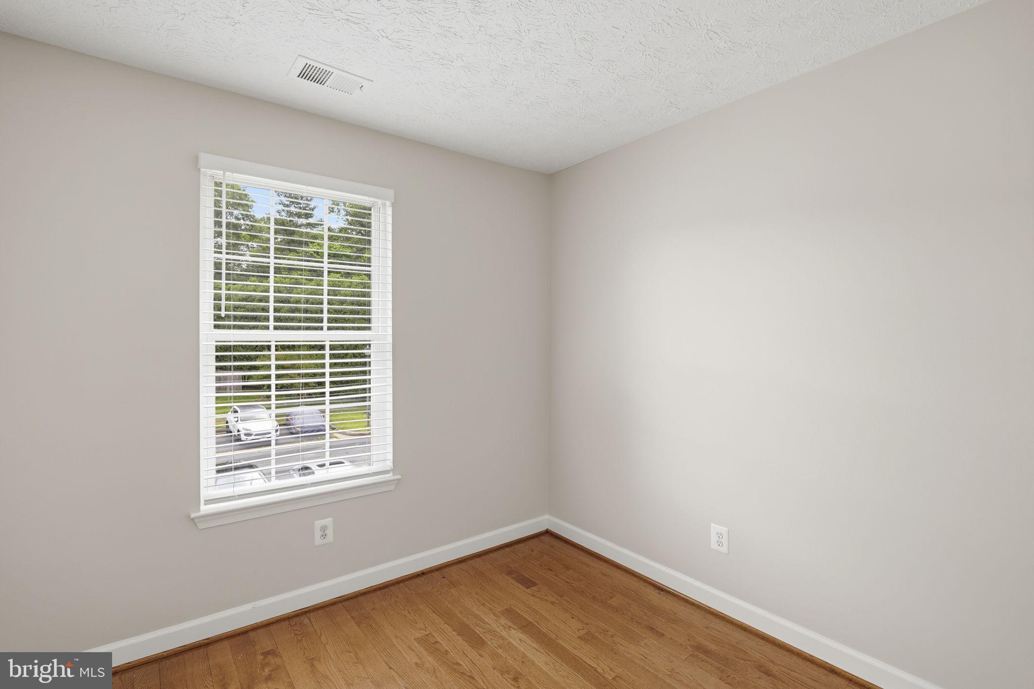 OAKHURST - Residential