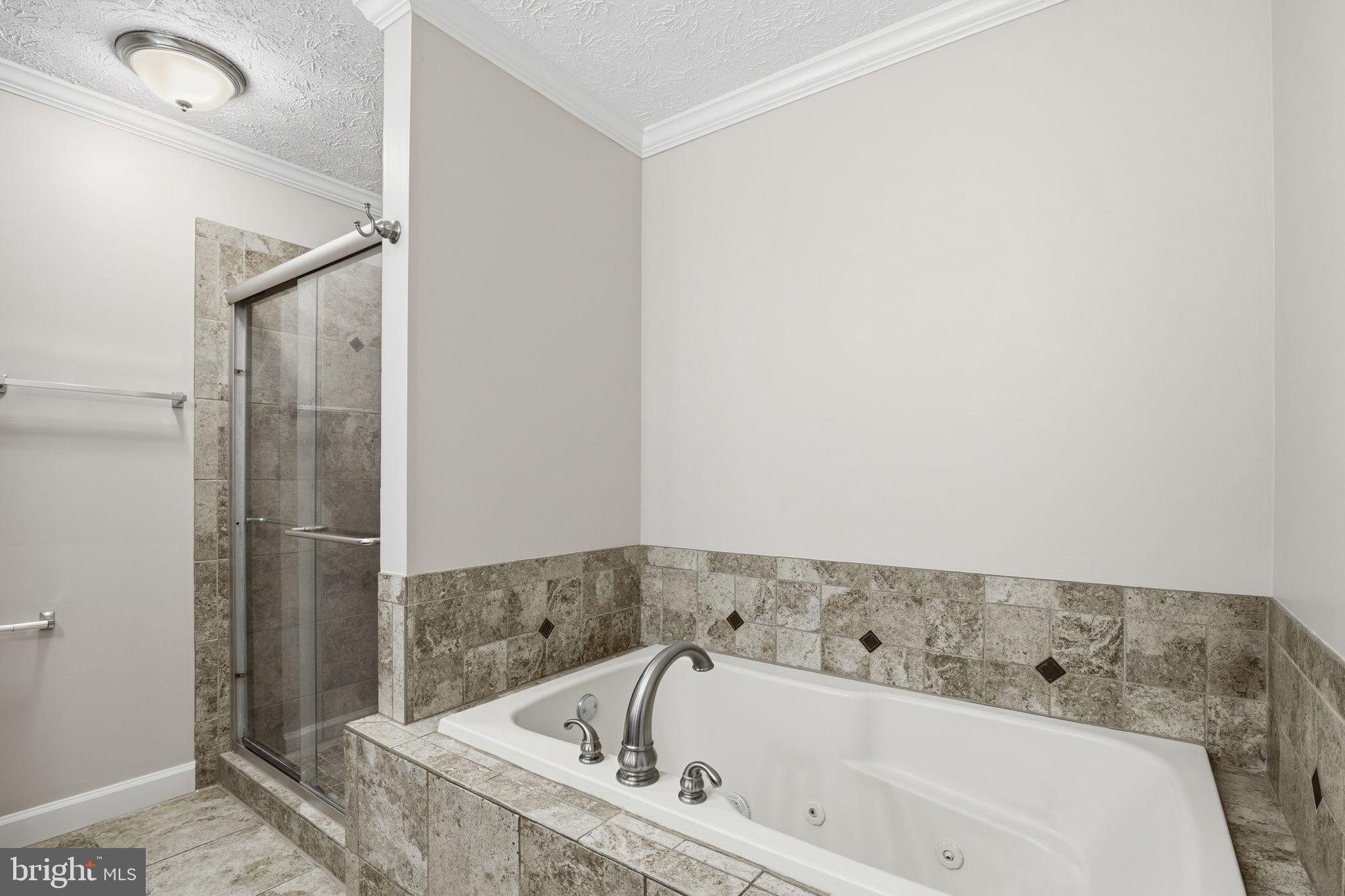 OAKHURST - Residential