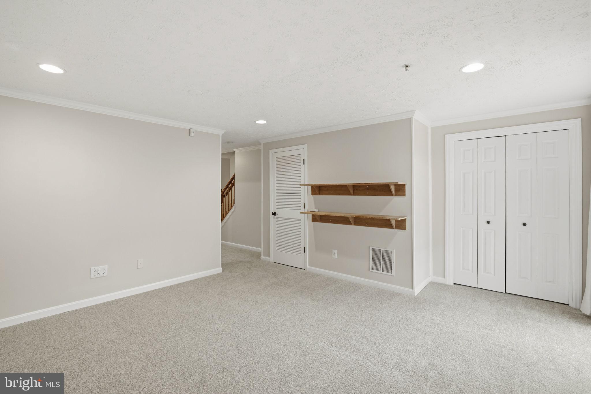 OAKHURST - Residential