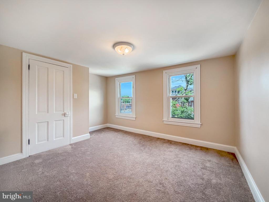 POTTSTOWN - Residential