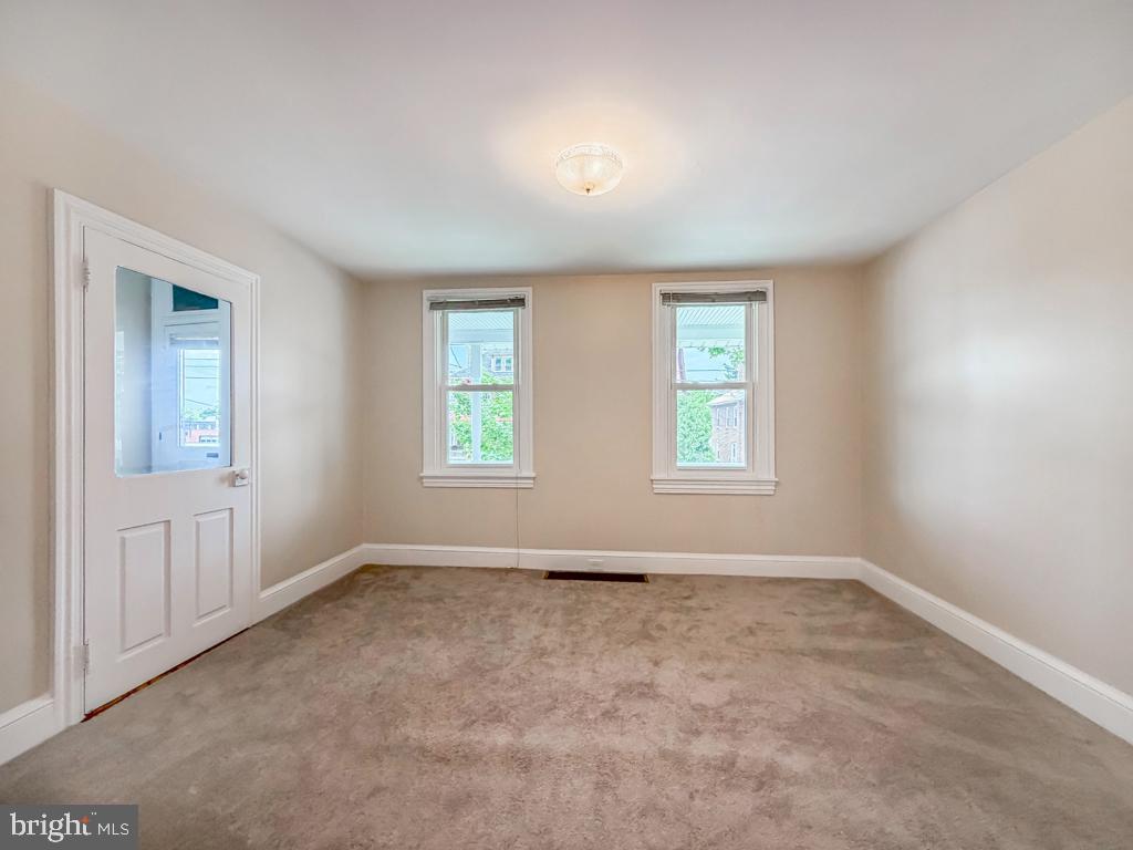 POTTSTOWN - Residential
