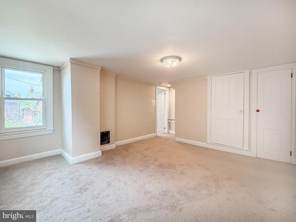 POTTSTOWN - Residential