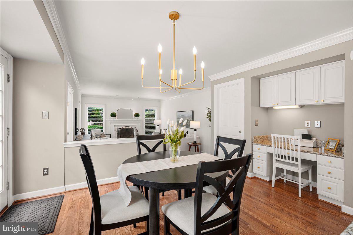 LAYTONSVILLE KNOLLS - Residential