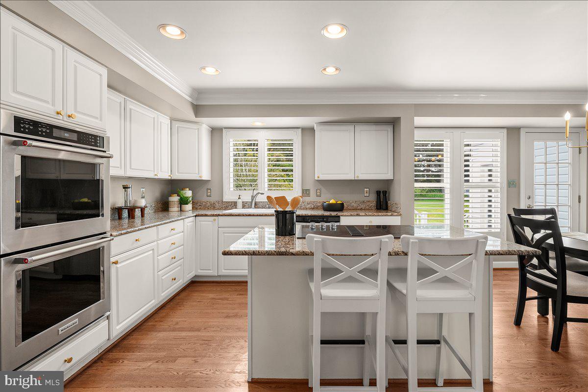 LAYTONSVILLE KNOLLS - Residential