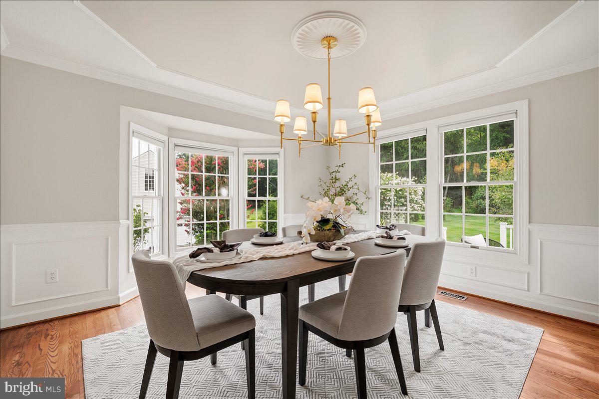 LAYTONSVILLE KNOLLS - Residential