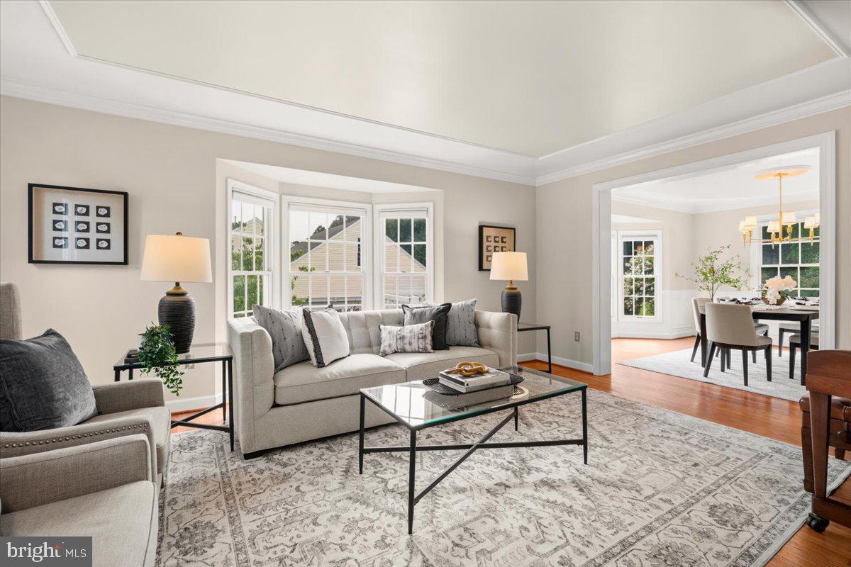 LAYTONSVILLE KNOLLS - Residential