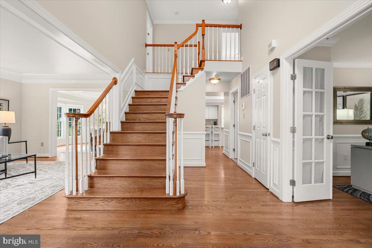 LAYTONSVILLE KNOLLS - Residential