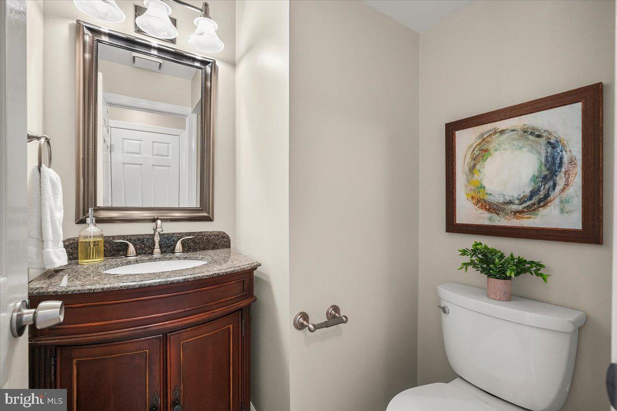 LAYTONSVILLE KNOLLS - Residential