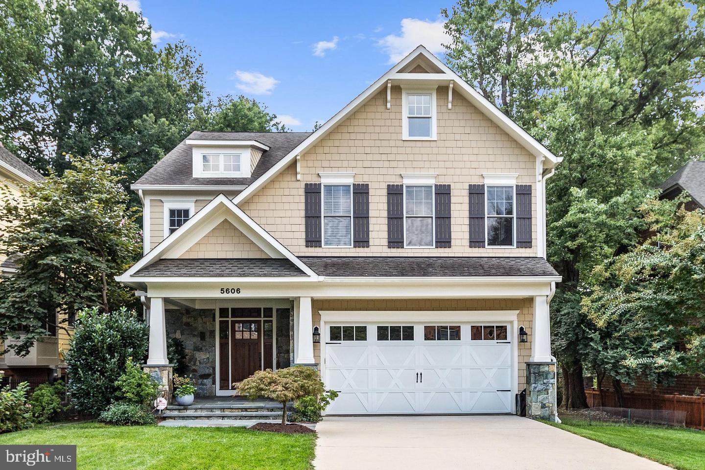 OAKMONT - Residential