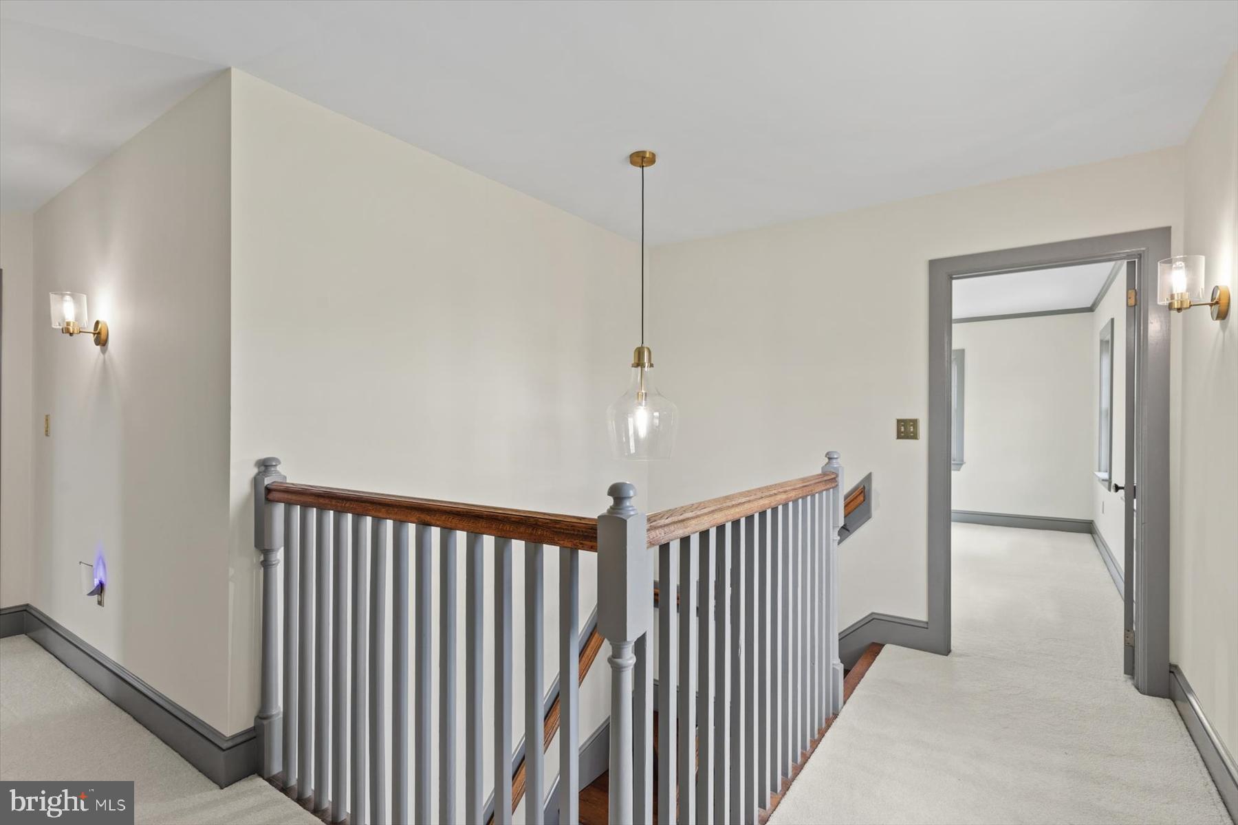 IRONS LANE - Residential