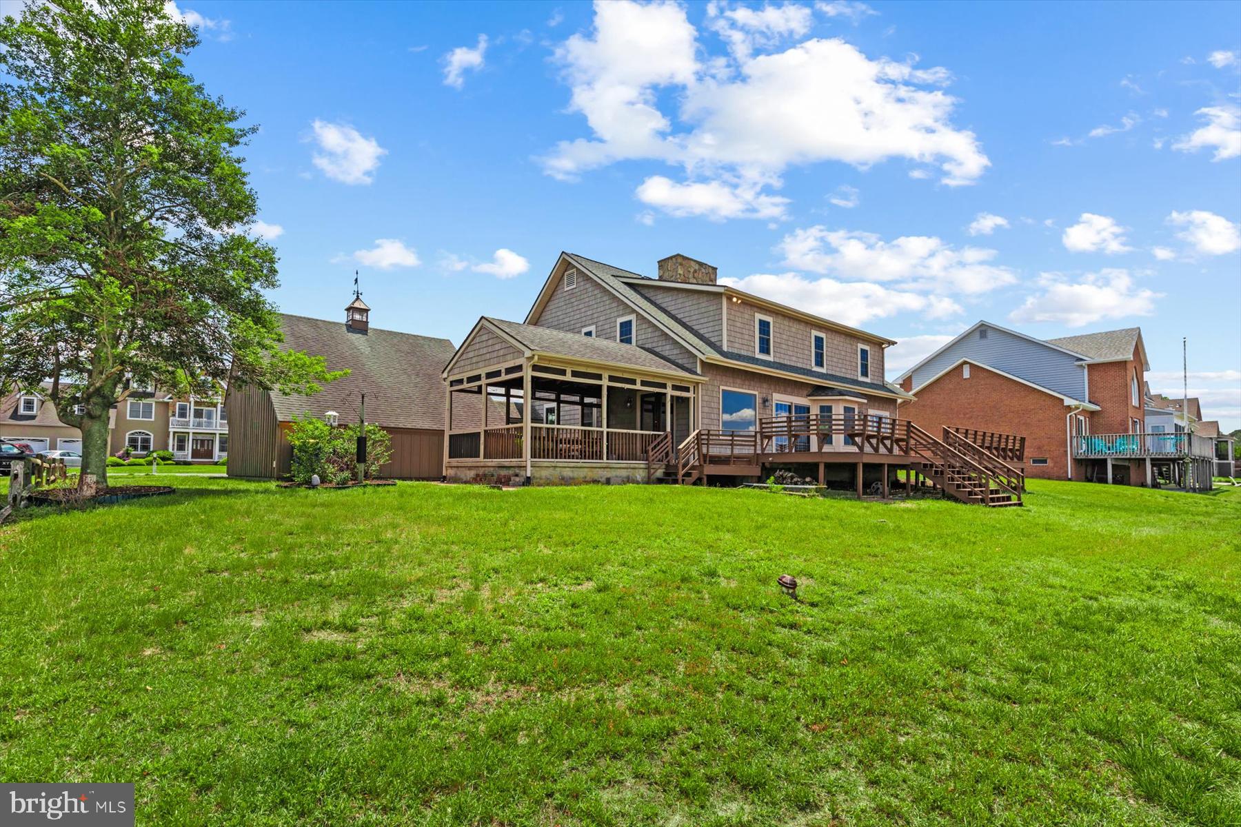 IRONS LANE - Residential