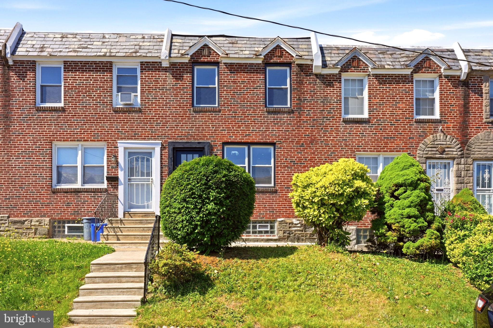 LAWNDALE - Residential