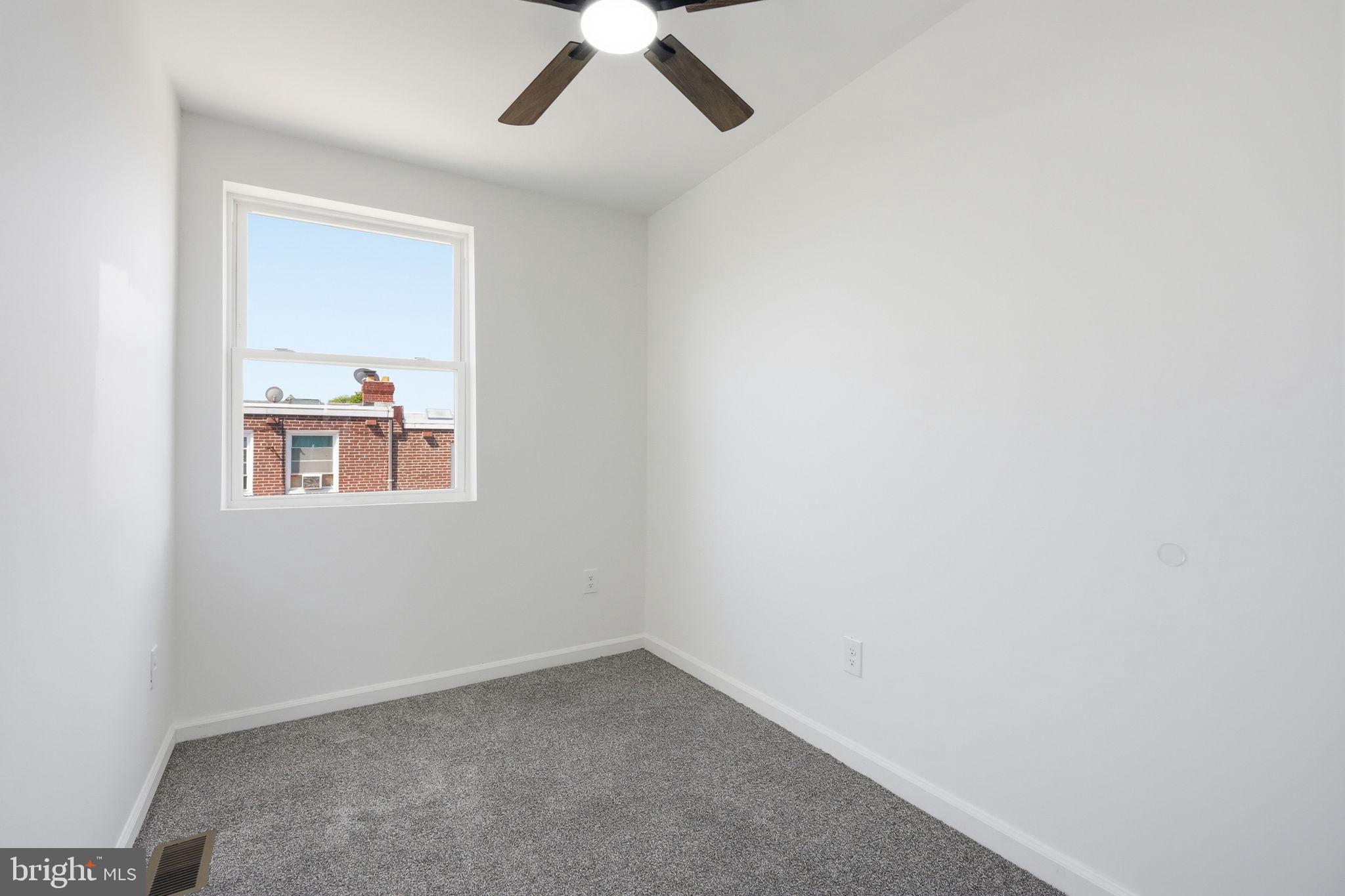 LAWNDALE - Residential