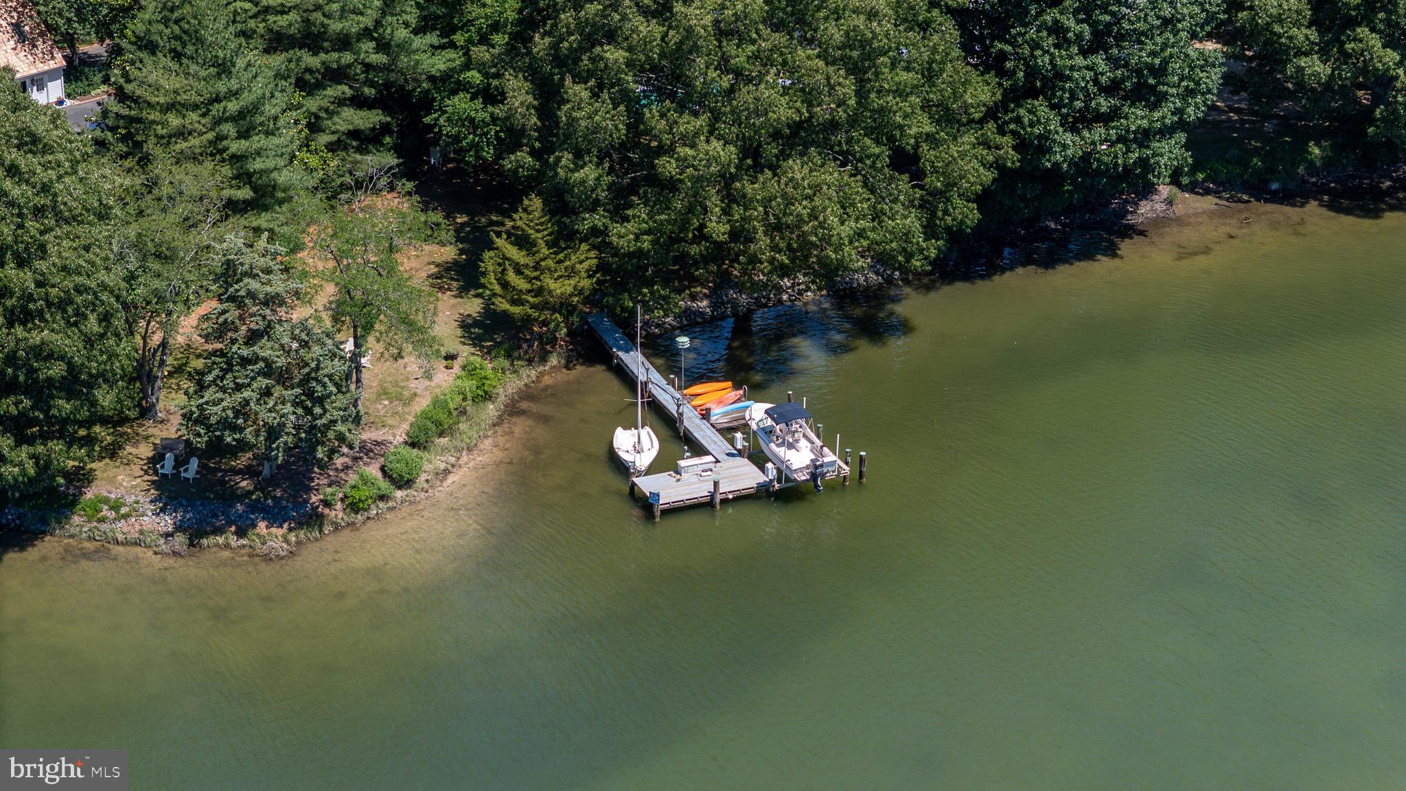 WAVERLY ISLAND ESTATES - Residential