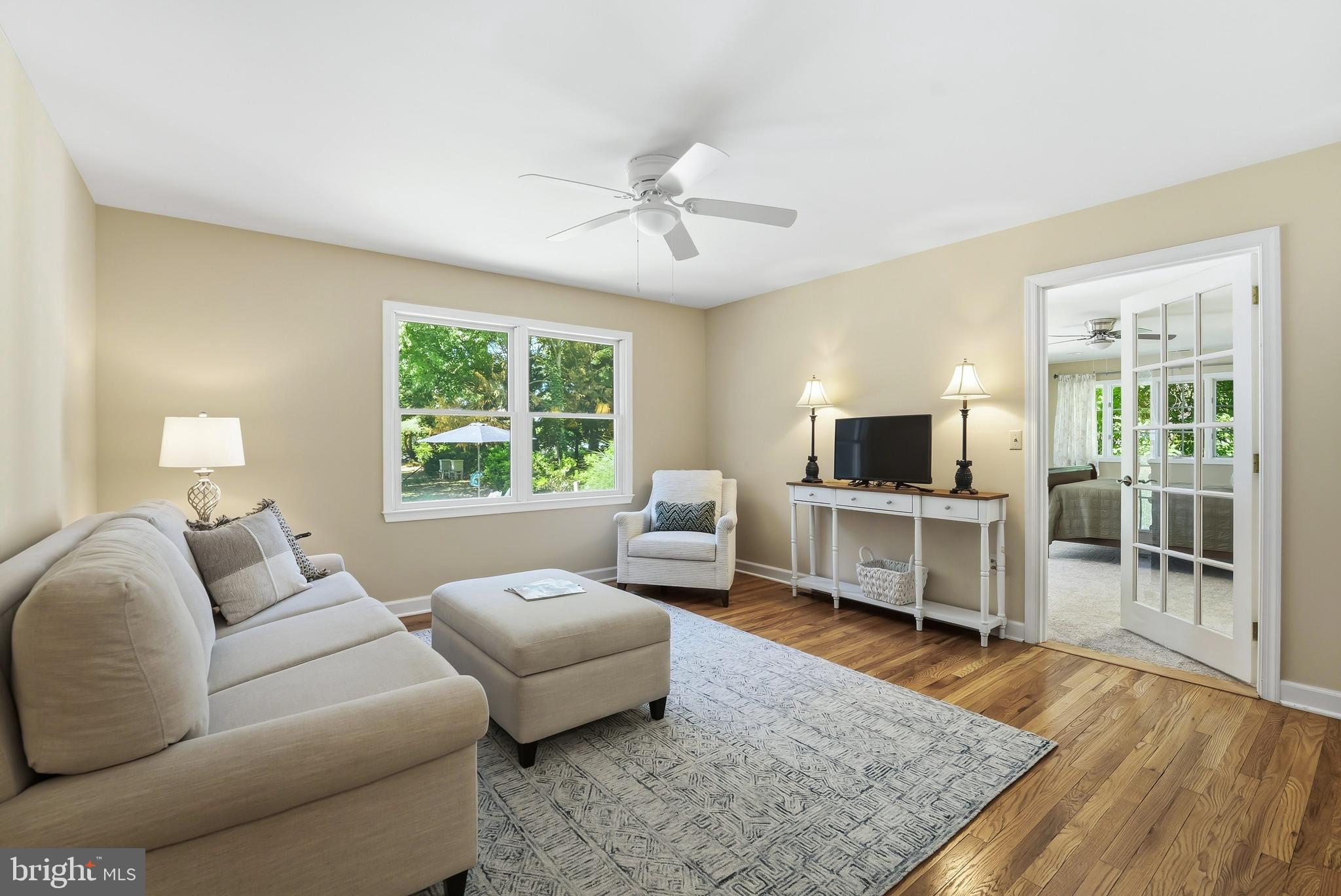 WAVERLY ISLAND ESTATES - Residential
