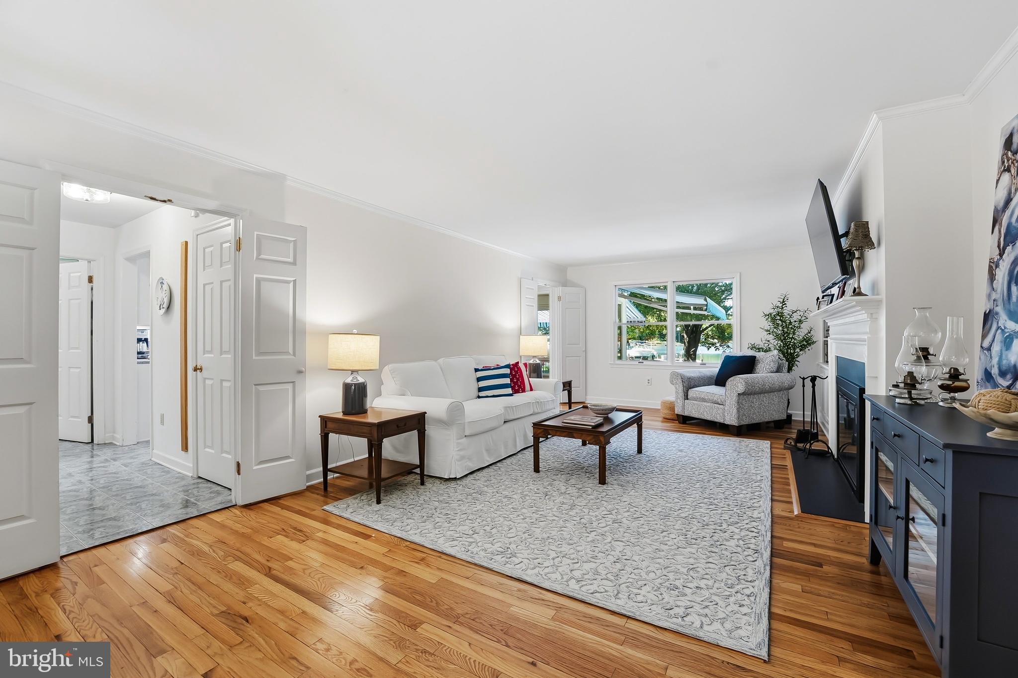 WAVERLY ISLAND ESTATES - Residential