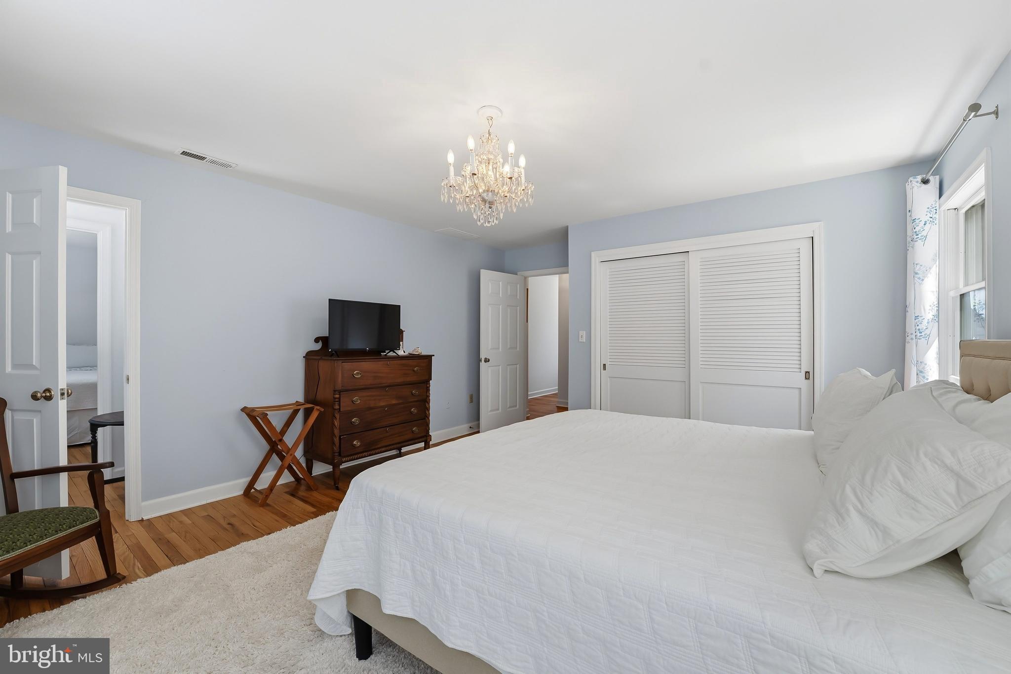 WAVERLY ISLAND ESTATES - Residential