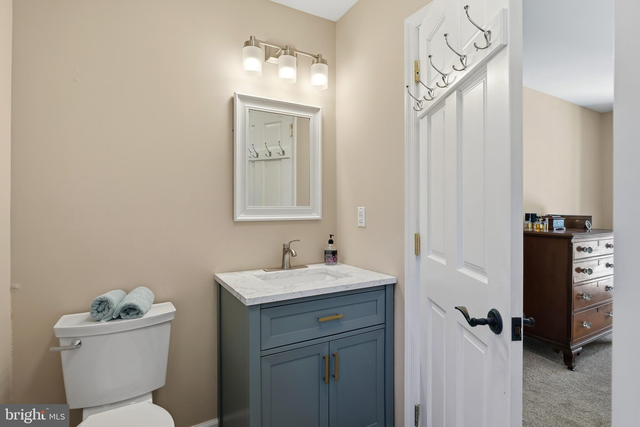 WAVERLY ISLAND ESTATES - Residential