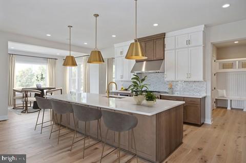 PARKSIDE VILLAGE - Residential