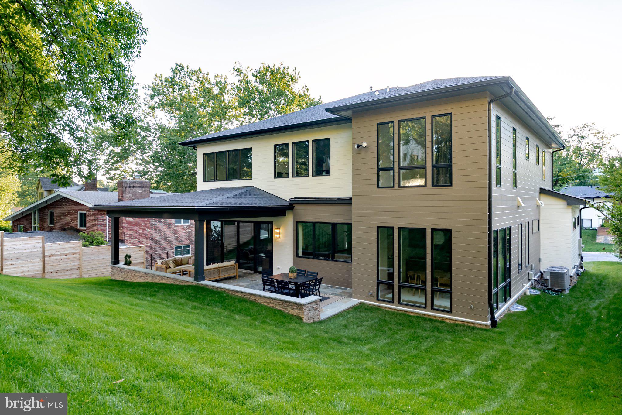 KENWOOD PARK - Residential