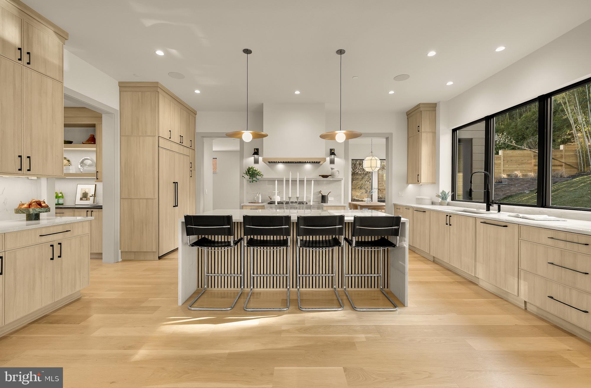 KENWOOD PARK - Residential