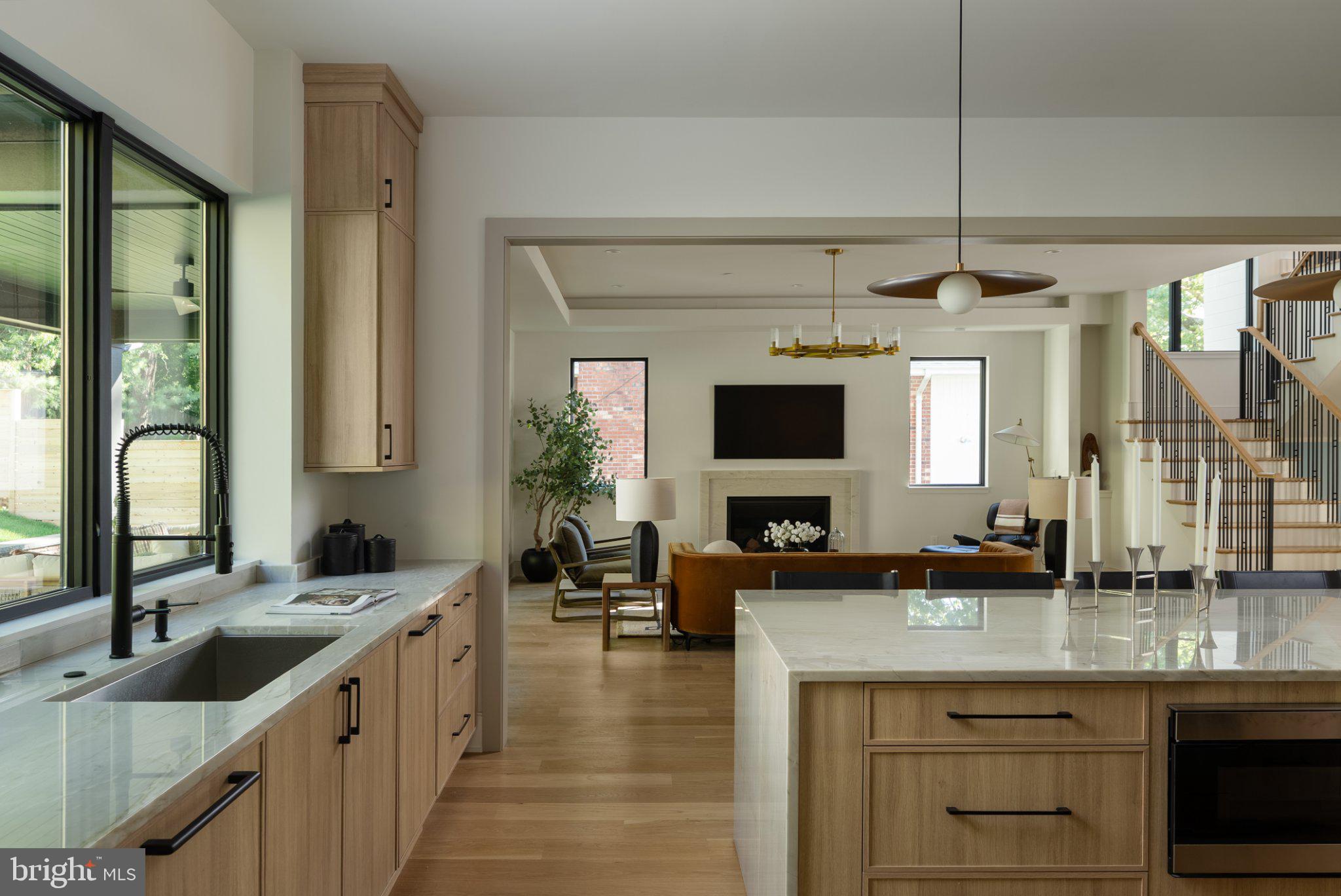 KENWOOD PARK - Residential