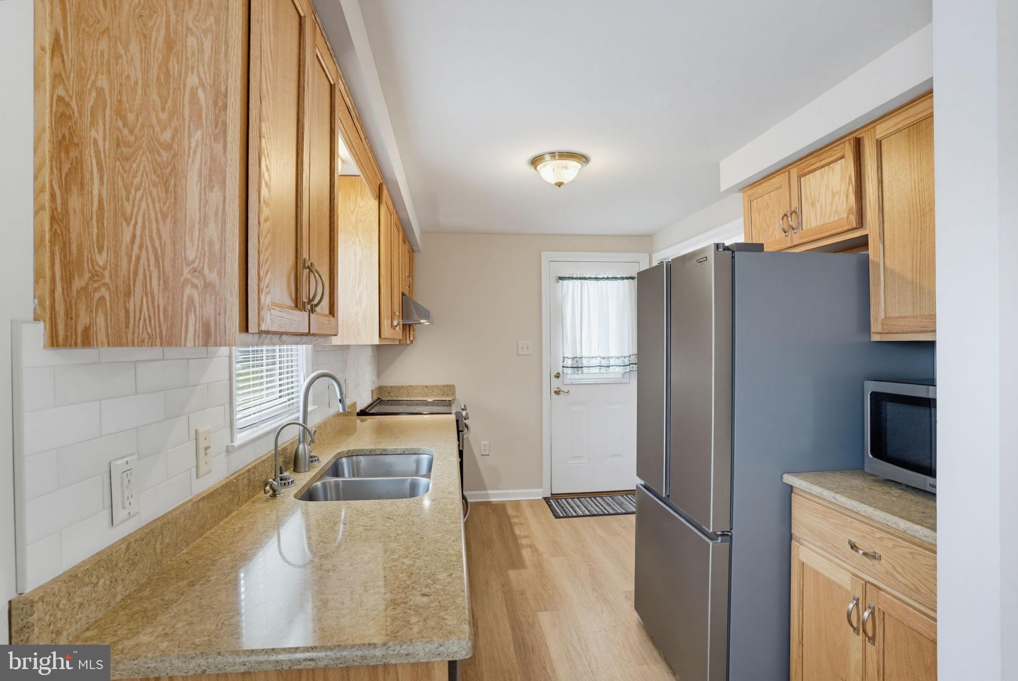 LAUREL - Residential