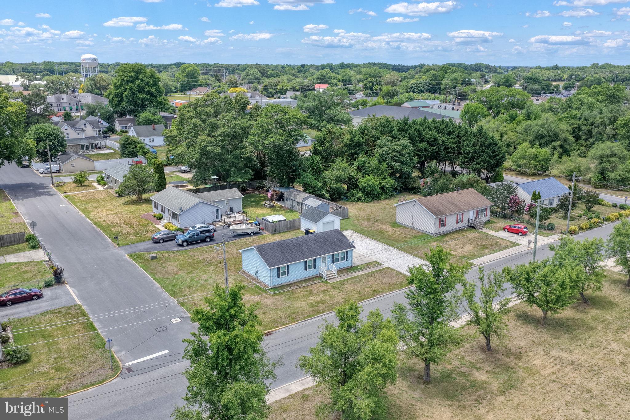 LAUREL - Residential
