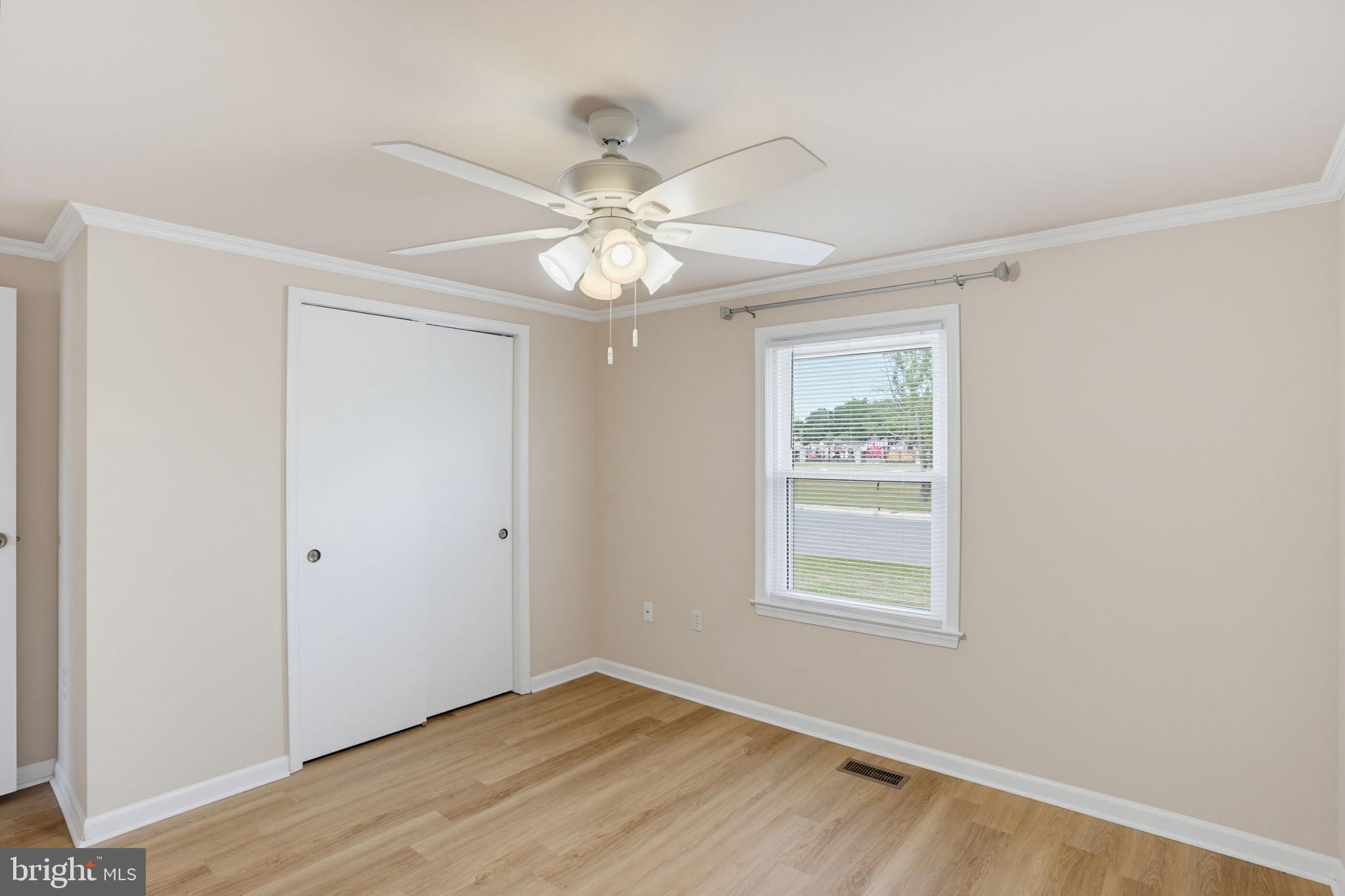 LAUREL - Residential