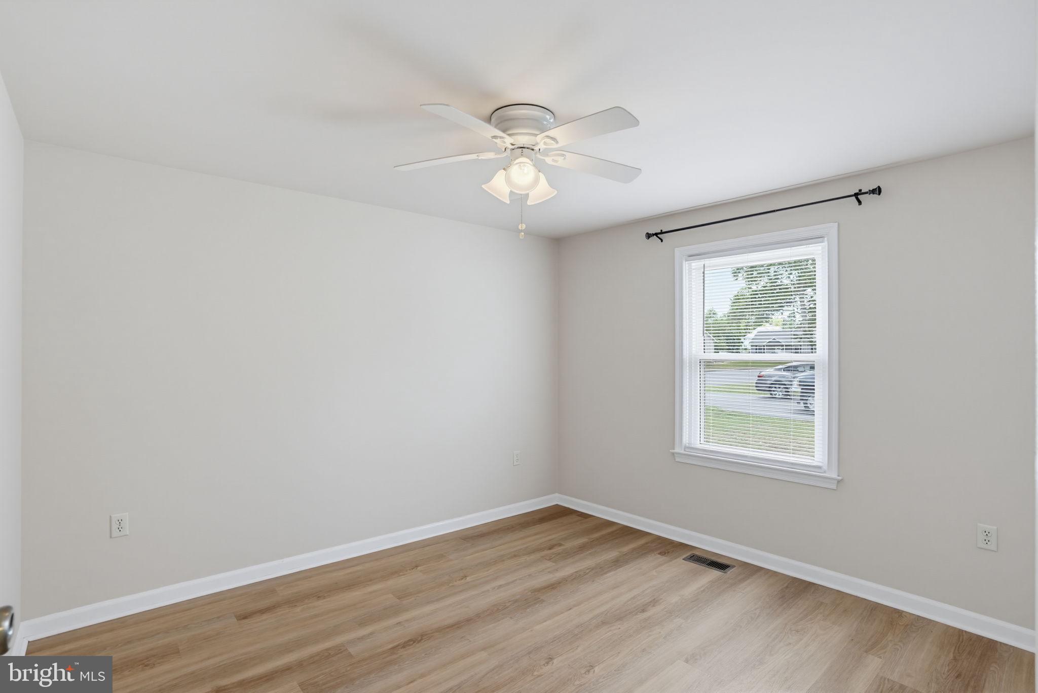 LAUREL - Residential