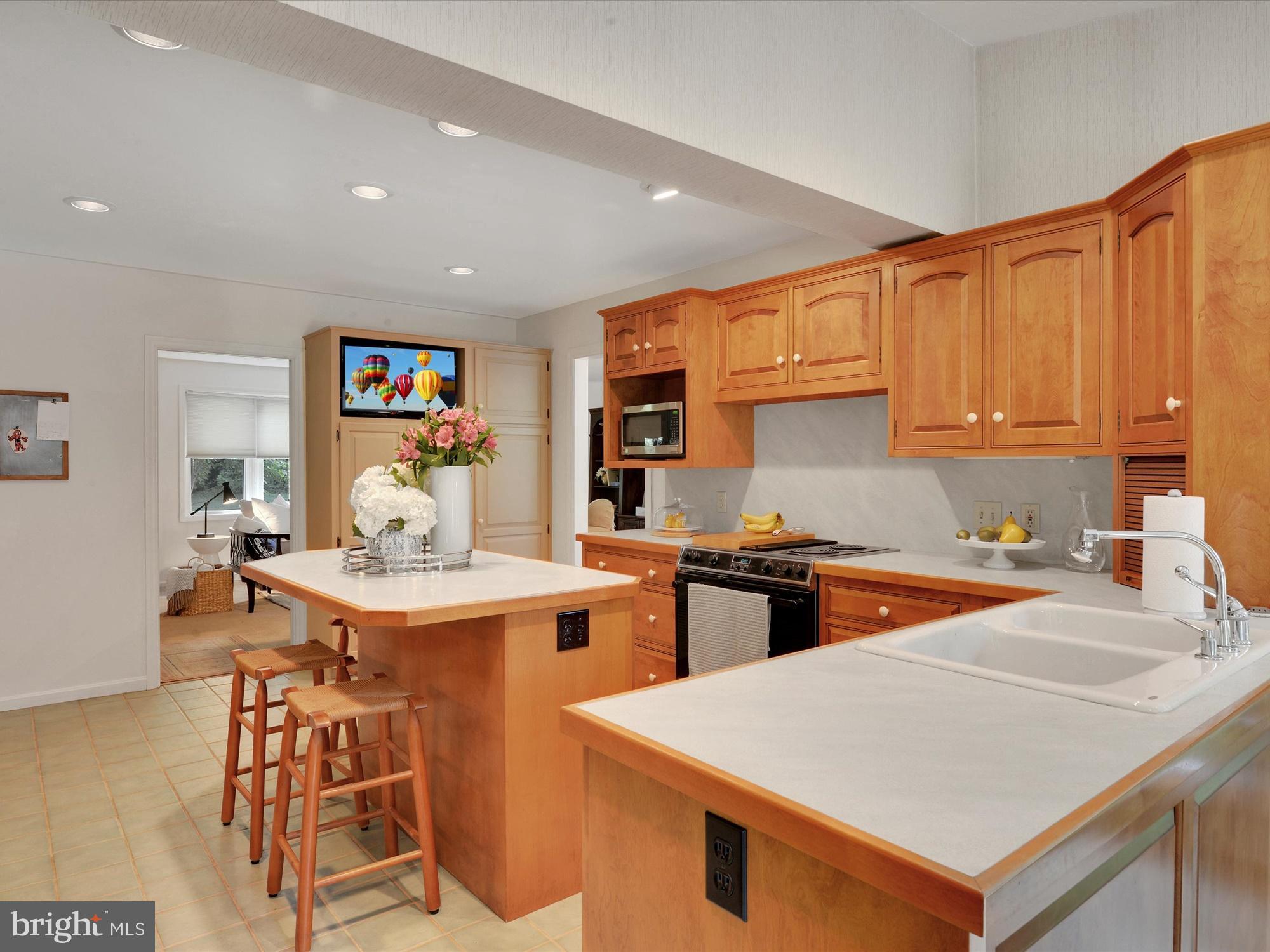 ROCKRIMMON RIDGE - Residential