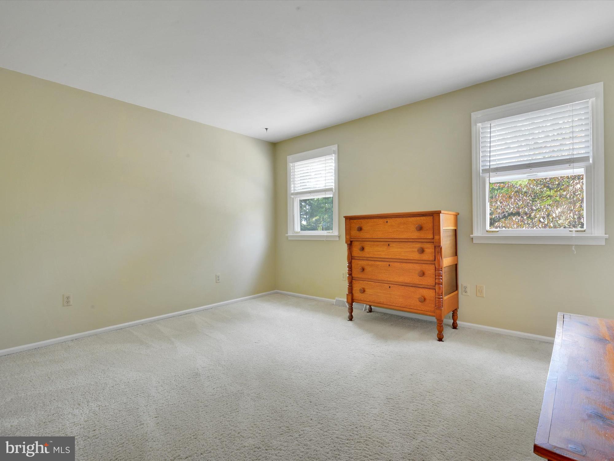 ROCKRIMMON RIDGE - Residential