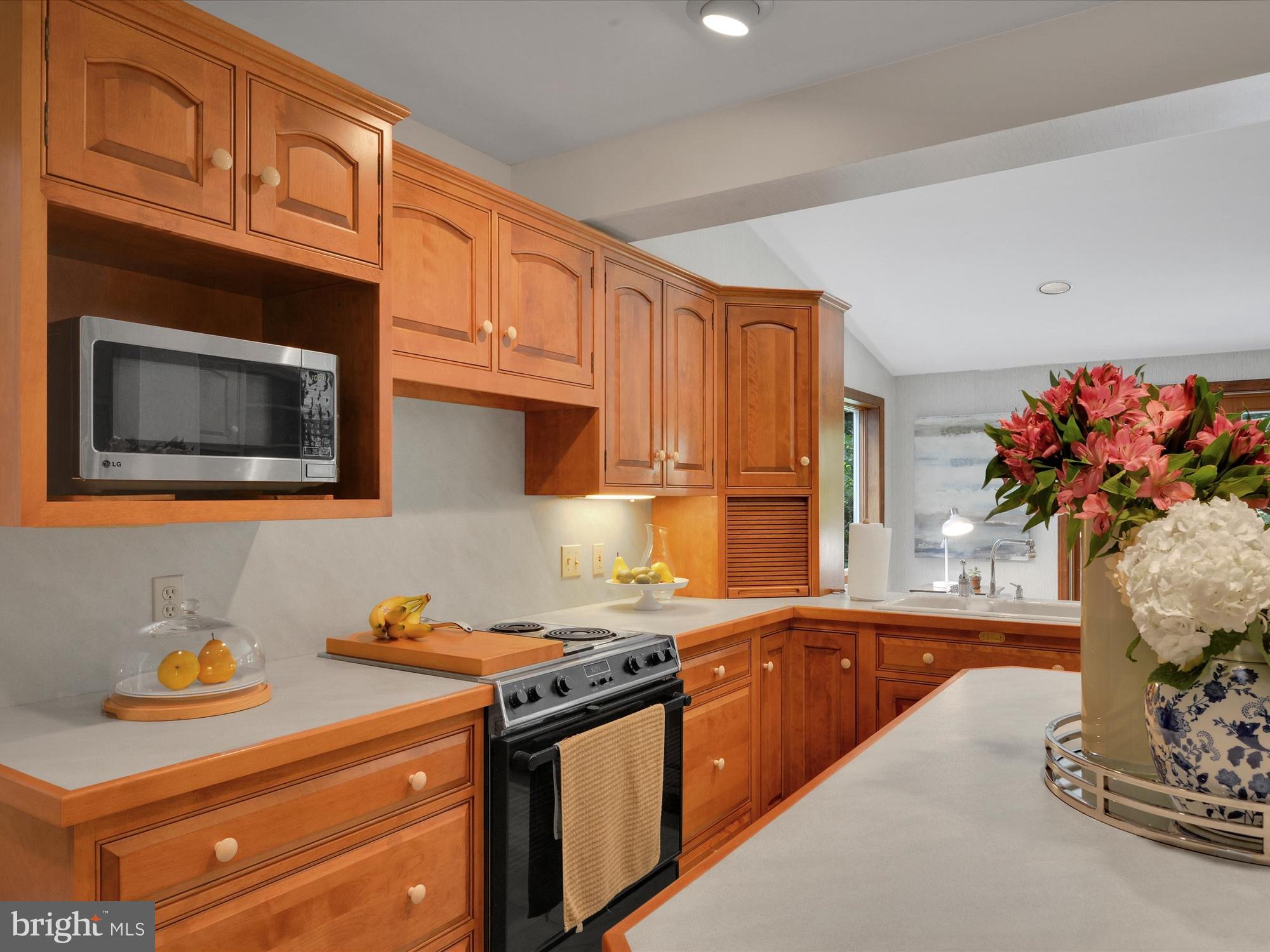 ROCKRIMMON RIDGE - Residential
