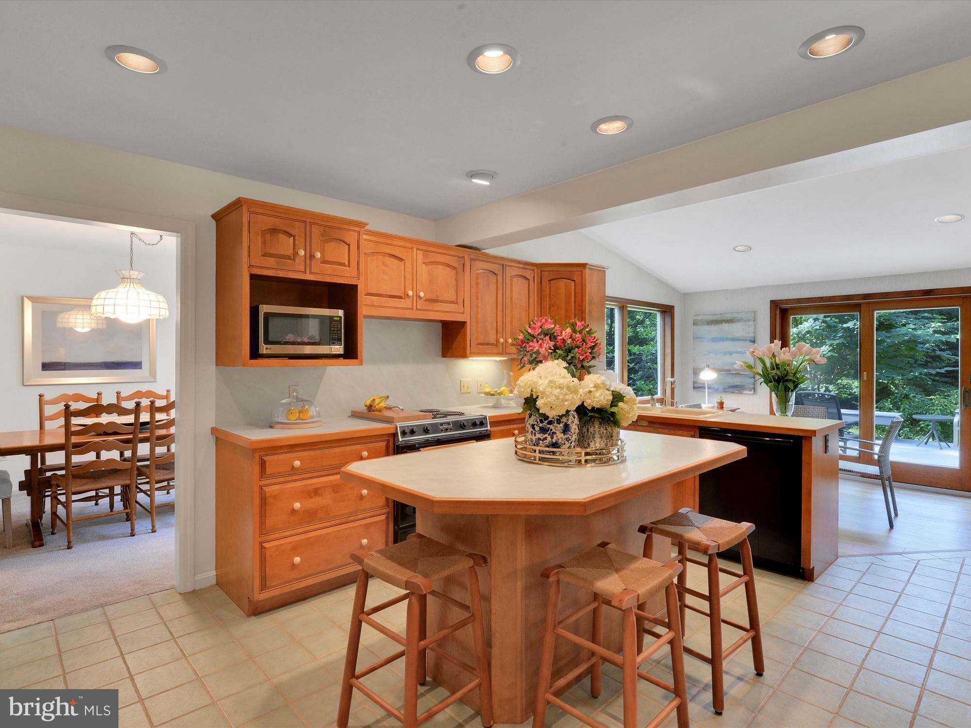 ROCKRIMMON RIDGE - Residential