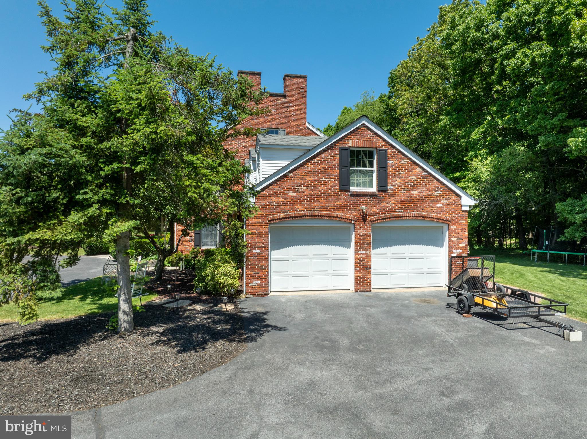 GRAYS WOODS - Residential
