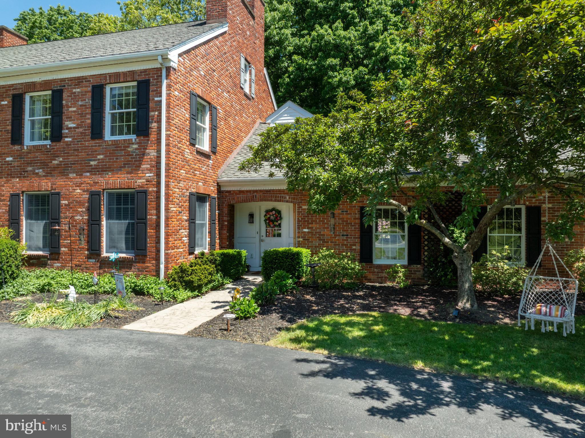 GRAYS WOODS - Residential