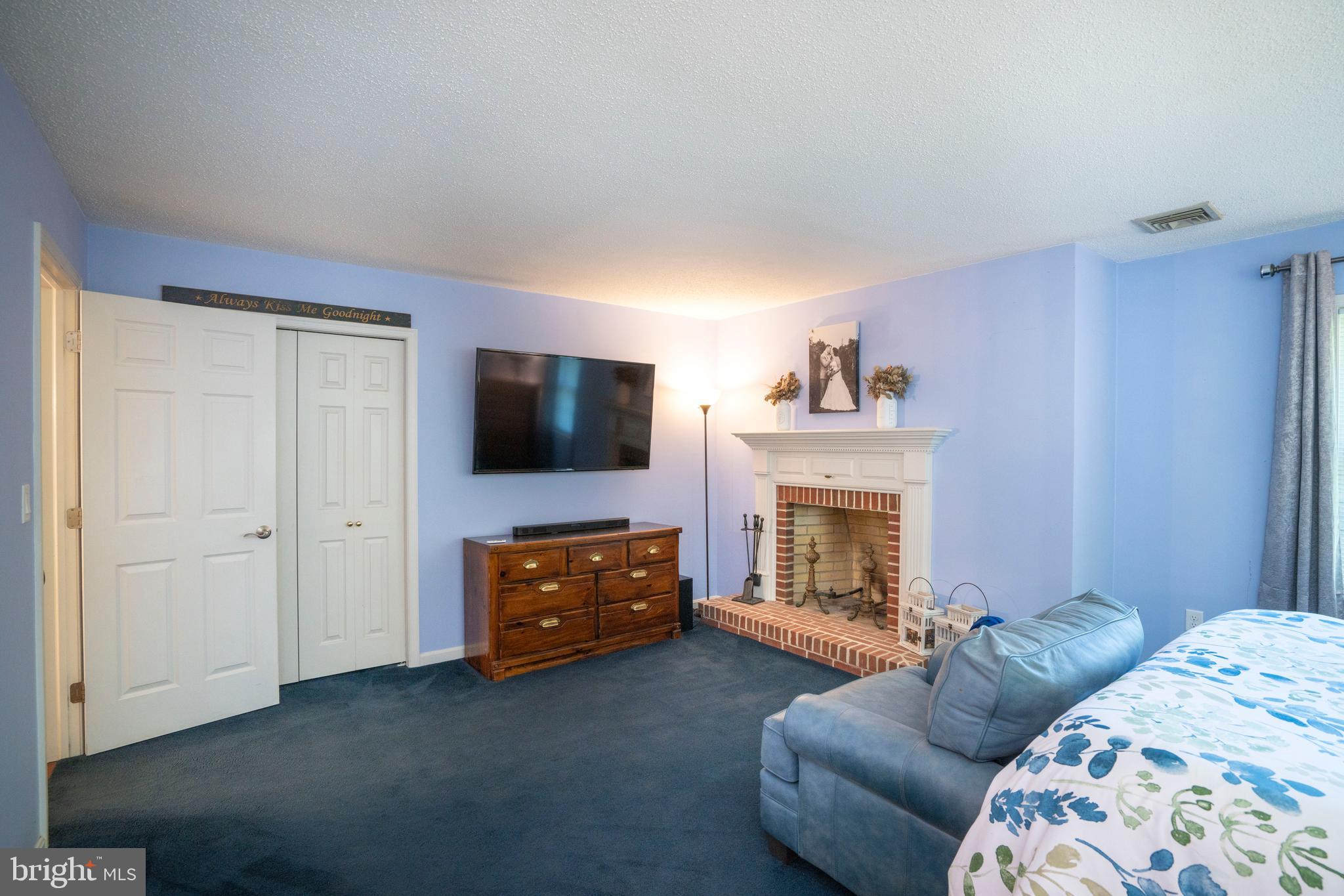 GRAYS WOODS - Residential