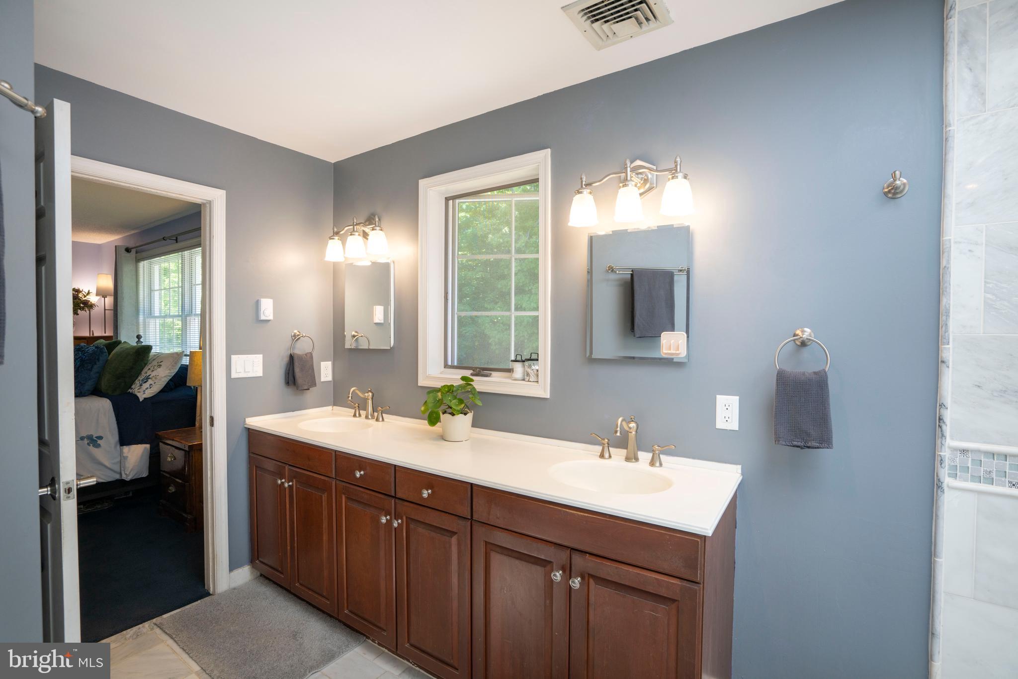 GRAYS WOODS - Residential